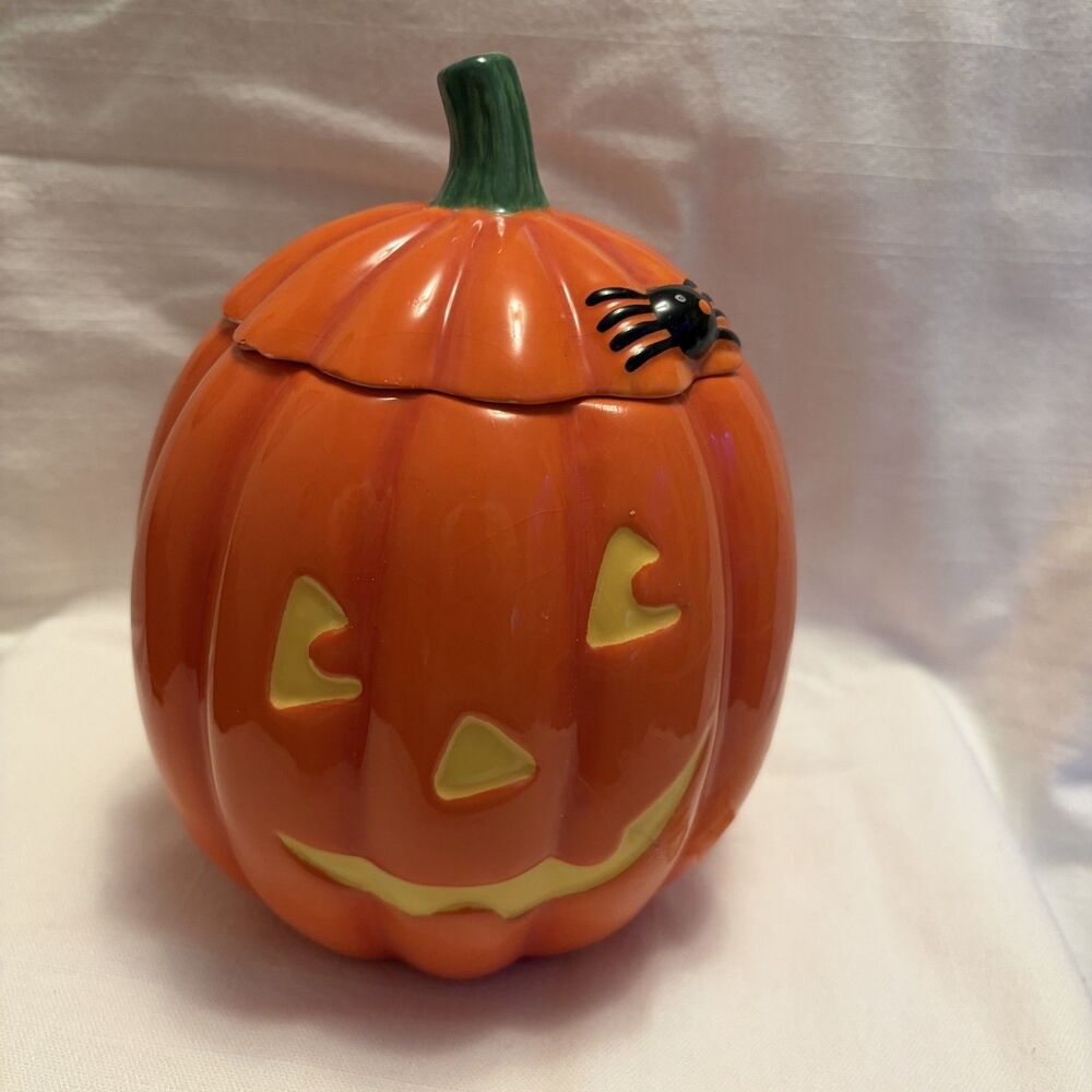 Hallmark Halloween Ceramic Jack O Lantern Cookie Candy Jar Lid *See Description